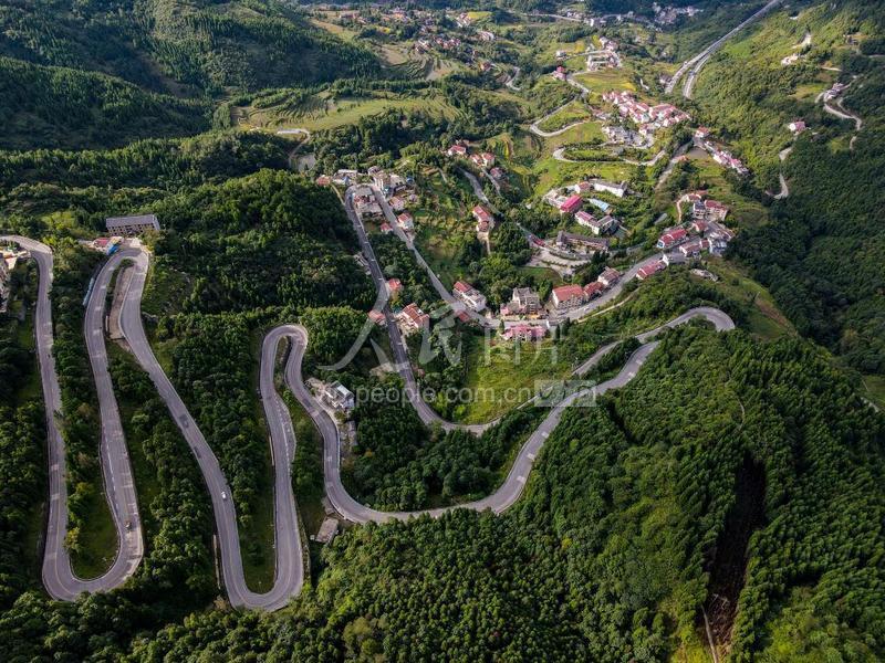 贵州之旅,绿意盎然的旅行日记🍃🏞️