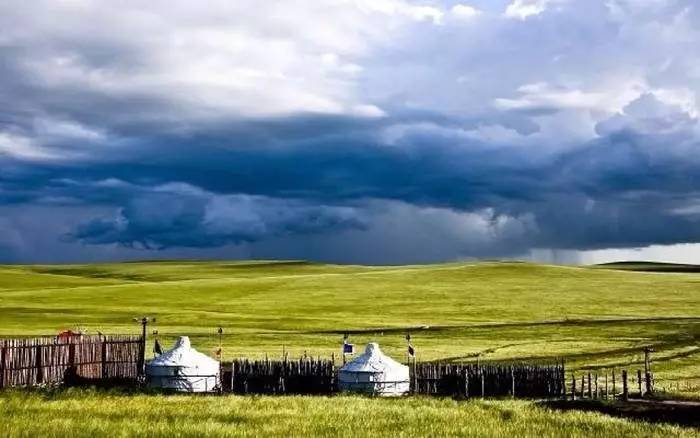 呼伦贝尔，北疆千年古韵，草原湖泊间流传的牧歌传奇